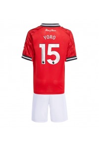 Manchester United Leny Yoro #15 Jalkapallovaatteet Lasten Kotipeliasu 2025-26 Lyhythihainen (+ Lyhyet housut)